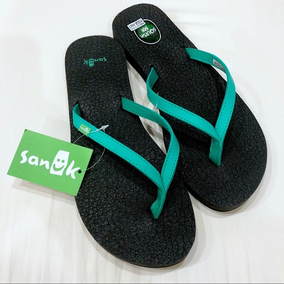 Sanuk Shoes - Sanuk NWT sandals, Yoga Spree 4 teal size 7